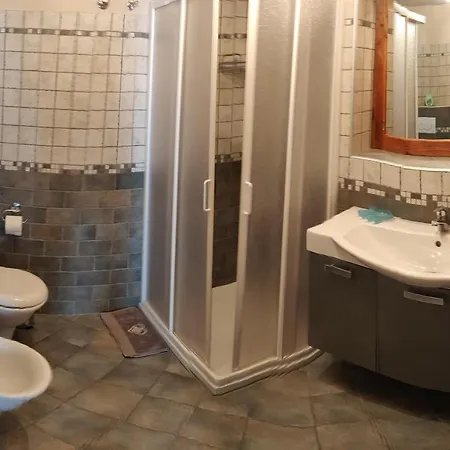 Clo 3 2 Bagni * Aosta